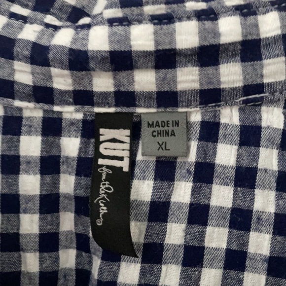 Kut from the Kloth Women’s XL checkered shirt - Picture 2 of 3